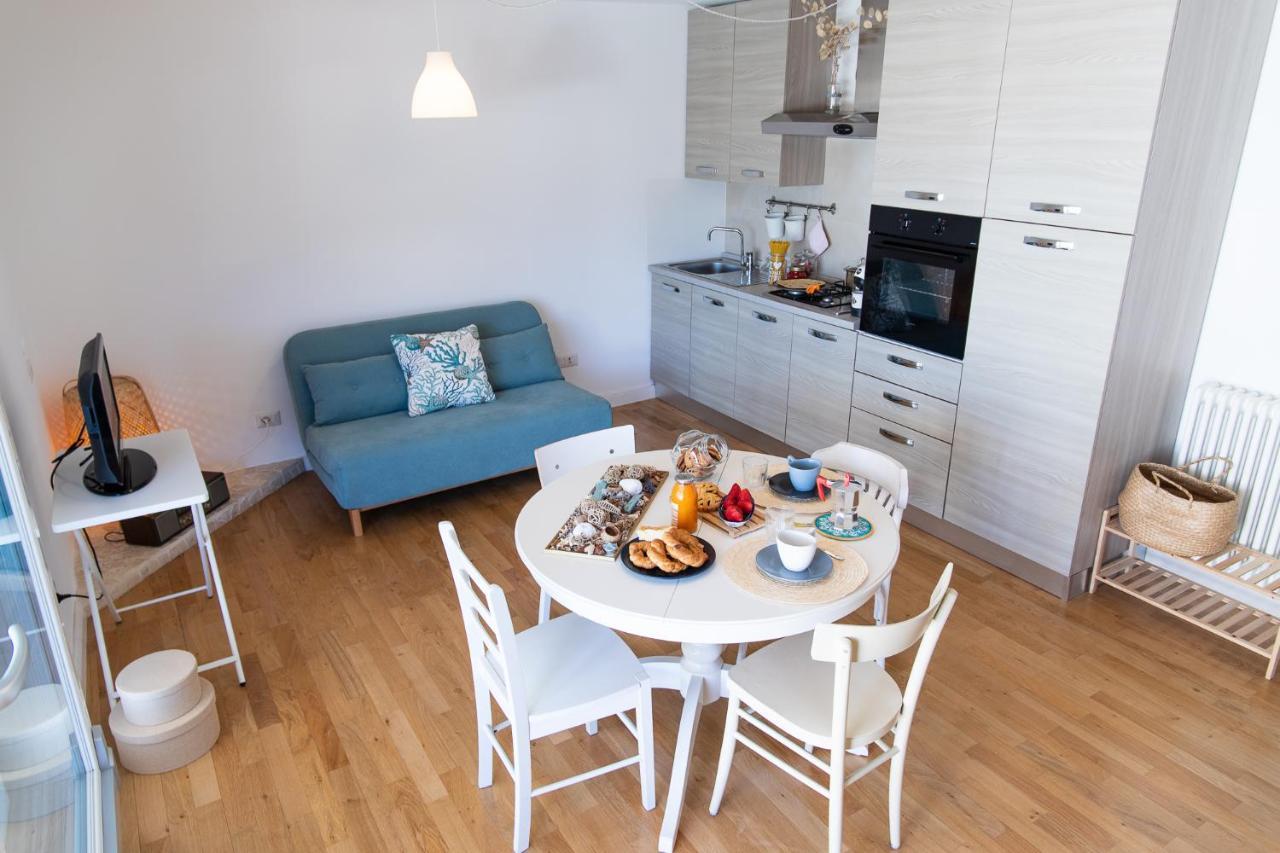 Zefiro Home Pesaro Zona Mare E San Bartolo By Yohome Kültér fotó